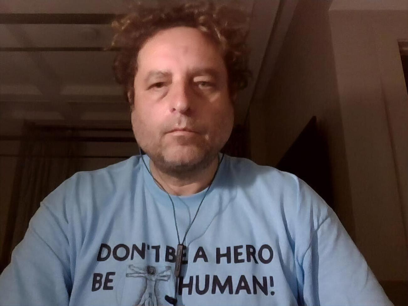 Ушев: С&nbsp;каждым убитым невинным ребенком или женщиной вы убиваете по одному писателю, артисту, режиссеру. Война убивает ваше искусство