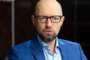 Яценюк: Найвищою ціною ми роззброїли Росію на майбутні десятиліття