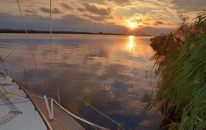 По данным следствия, замдиректора парка добровольно передавал катера и другое государственное имущество российским оккупантам