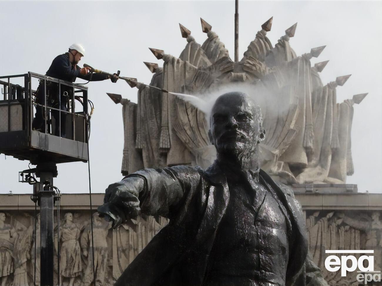 В России по-прежнему царит культ Ленина, констатировал Гордон