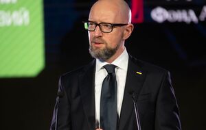 Яценюк: Получение Украиной F-16 или шведских Gripen лежит исключительно в плоскости политического решения