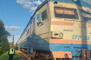 Машинист применил экстренное торможение, но избежать наезда не смог