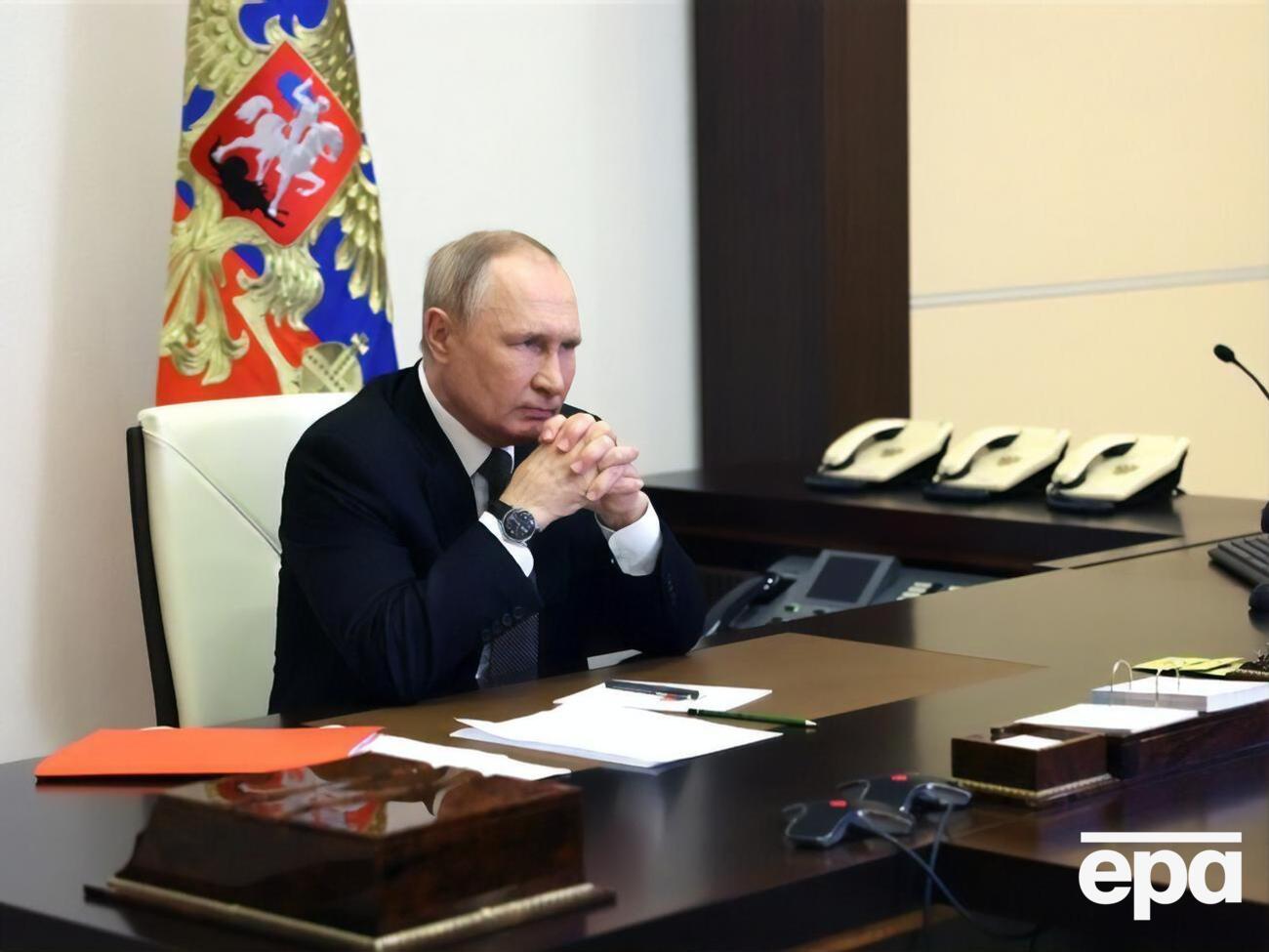 Путин подписал оба указа 10 мая