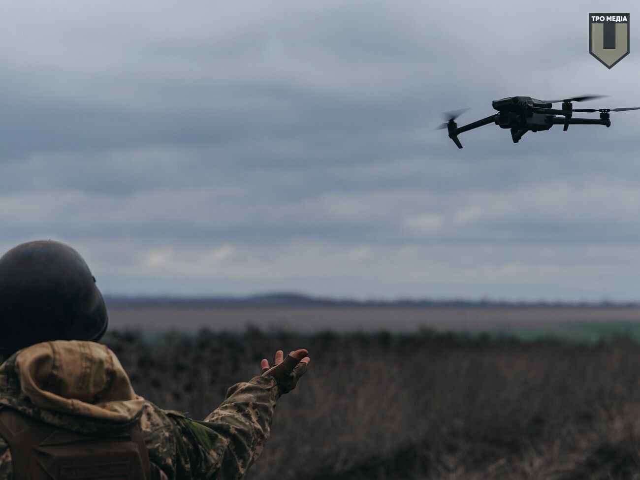 Украинский дрон отогнал лису и ударил по оккупантам