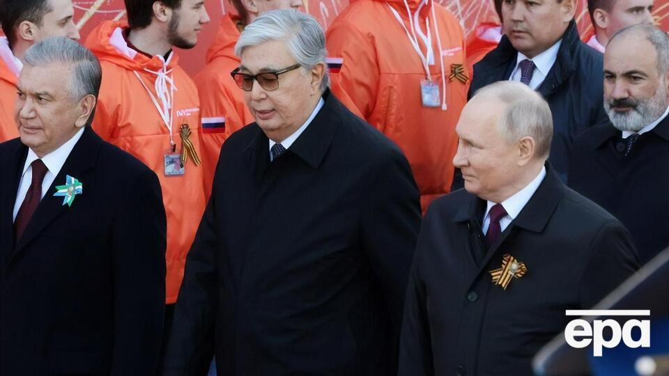 Путину обеспечили "живой щит", пригласив на парад в Москве ряд глав государств, убежден Юсов