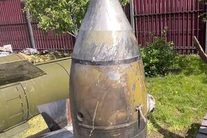 Видеокадры обломков сбитой российской ракеты "Кинжал" обнародовал корреспондент Bild Ронцхаймер