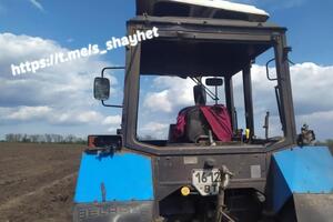 Трактористу надають медичну допомогу