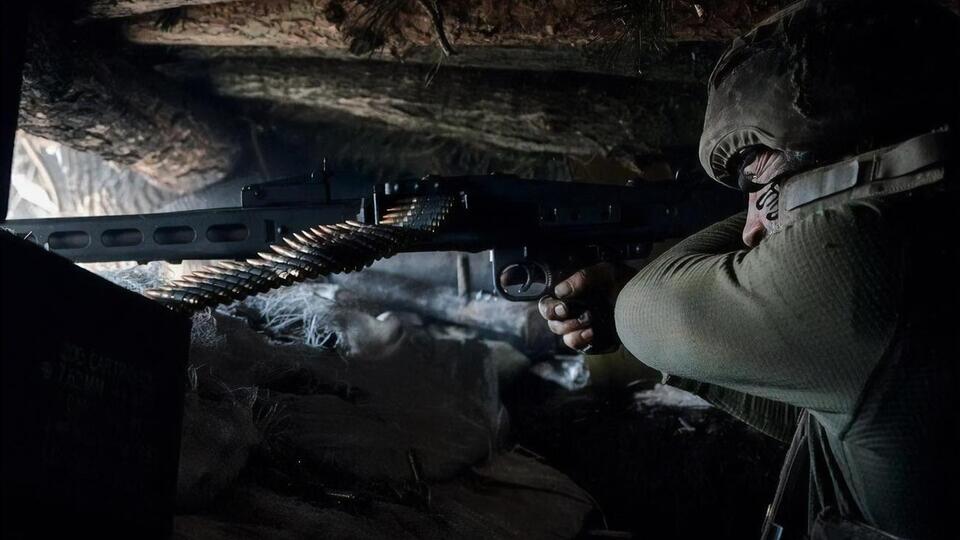 Українські захисники 10 травня відбили понад 30 атак ворога на сході України