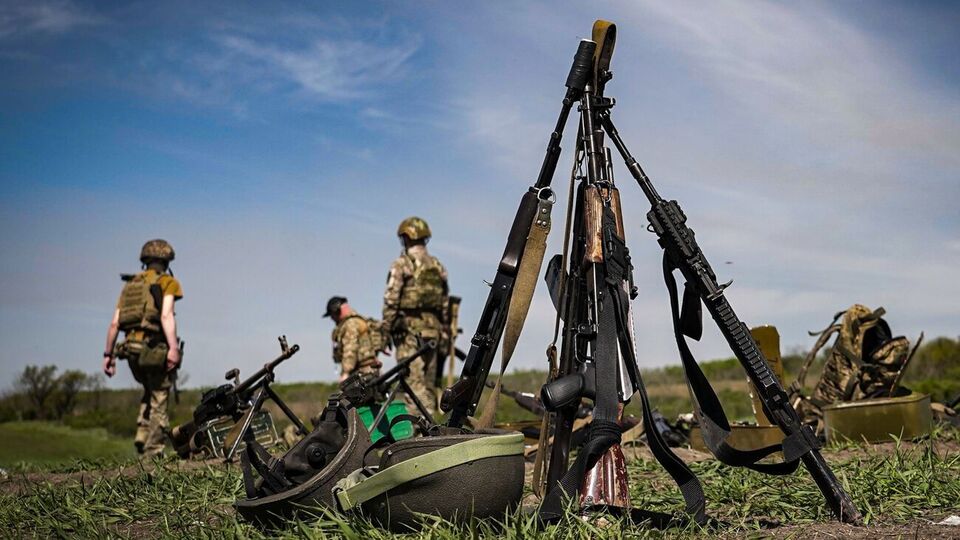 Найзапекліші бої тривають у Бахмуті та Мар'їнці