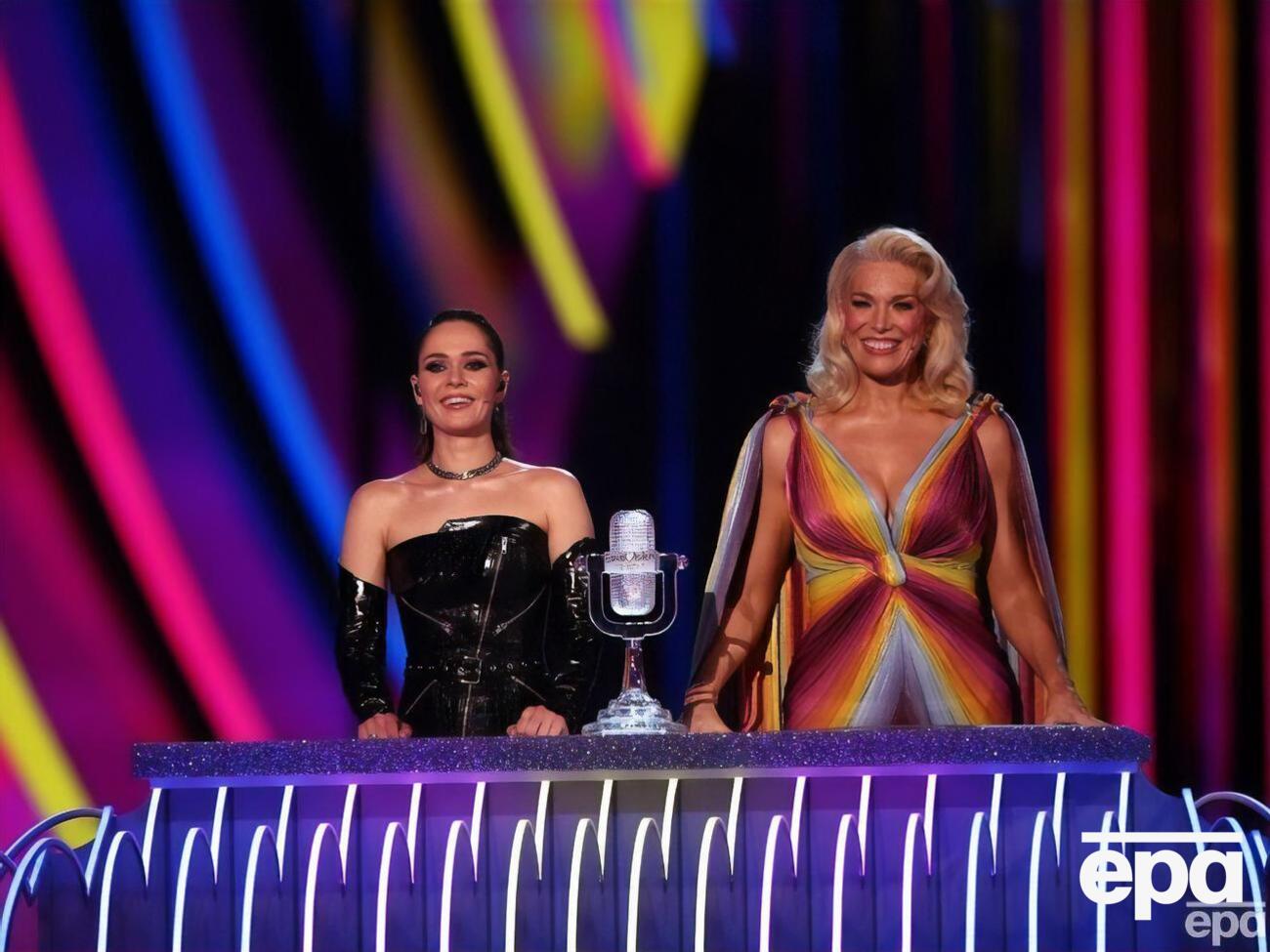 Санина и Уоддингем являются ведущими "Евровидения 2023"