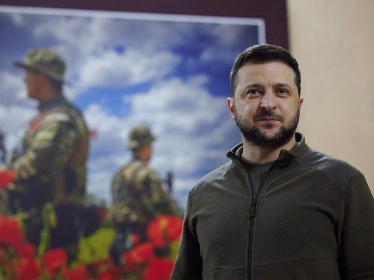 Подготовка к наступлению Украины продолжается, но еще требуется время, отметил Зеленский