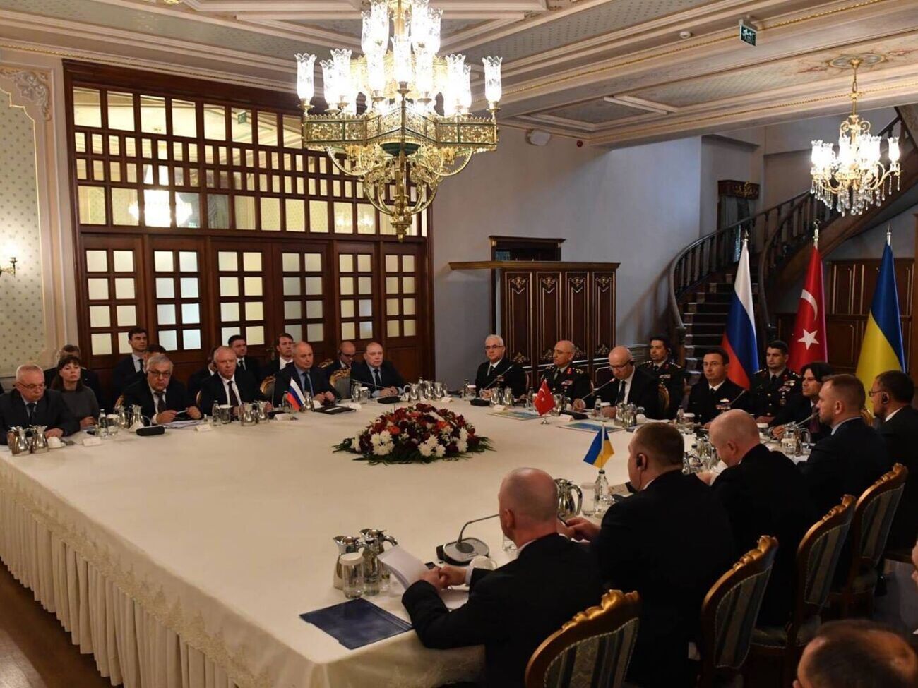 Під час переговорів 10&ndash;11 травня у Стамбулі досягли "позитивного й конструктивного прогресу" щодо чорноморської "зернової ініціативи", зазначили в міноборони Туреччини