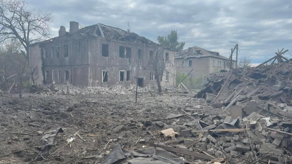 Унаслідок російського обстрілу Торецька пошкоджено будинки, зазначили у прокуратурі