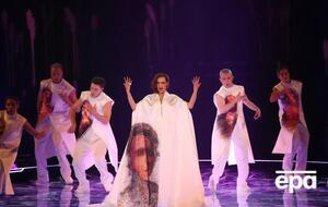 Яремчук исполнила песню из репертуара своего отца Назария Яремчука "Родина"