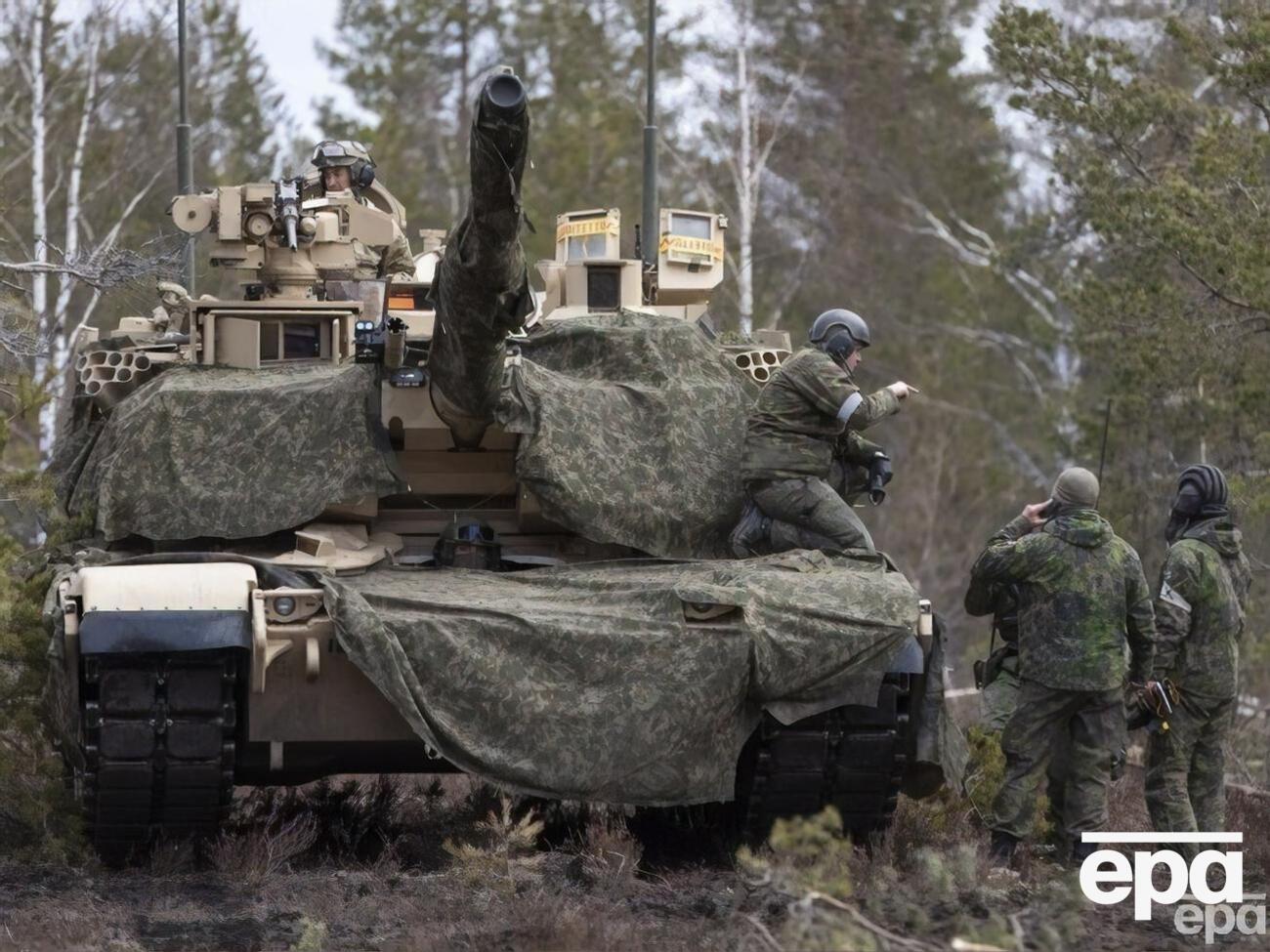Пентагон прилагает усилия, чтобы танки Abrams были поставлены в Украину осенью, заявил Остин