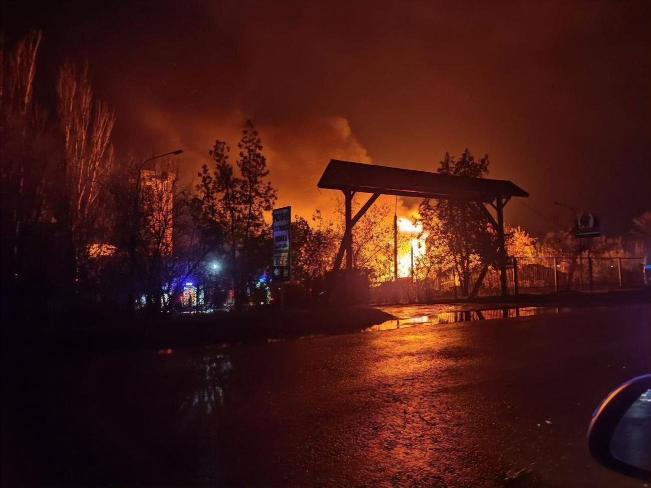Після вибуху без електропостачання залишилося три райони Мелітополя, зазначили ЗМІ