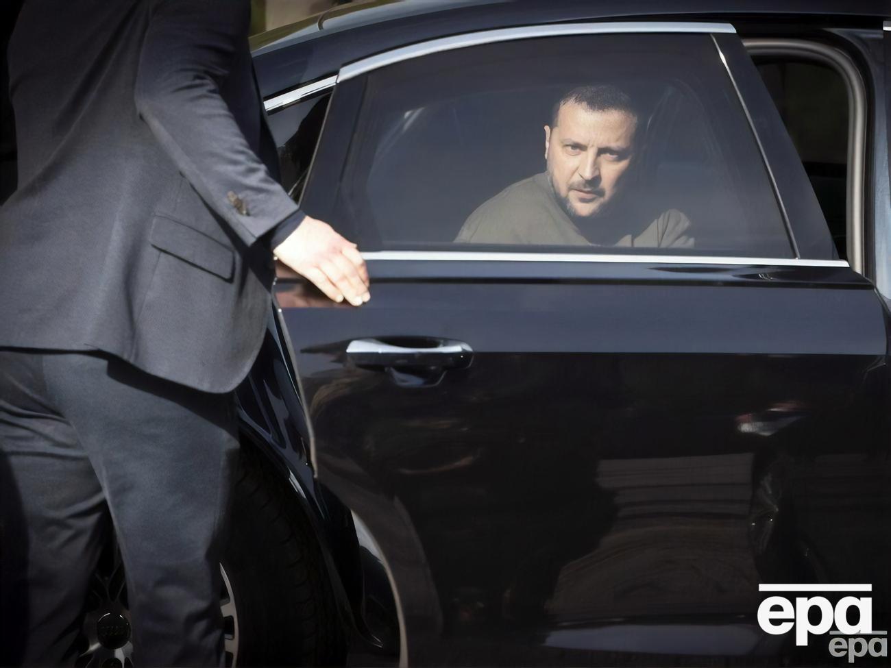 Президент Украины сообщил, что находится в Риме