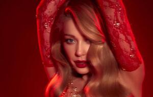 Тина Кароль принимала участие в "Евровидении 2006"