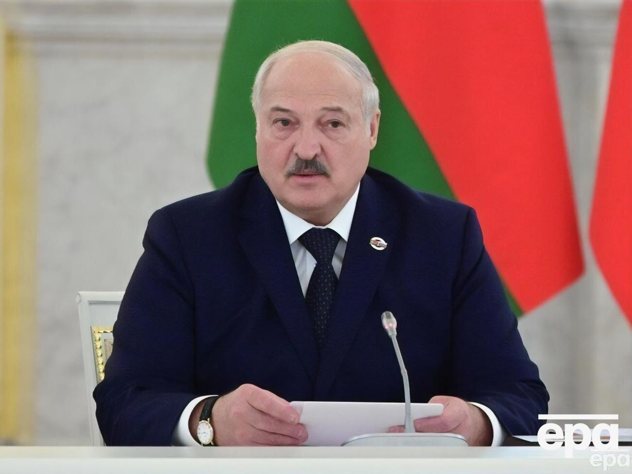 СМИ и журналисты пишут, что Лукашенко может испытывать проблемы с сердцем