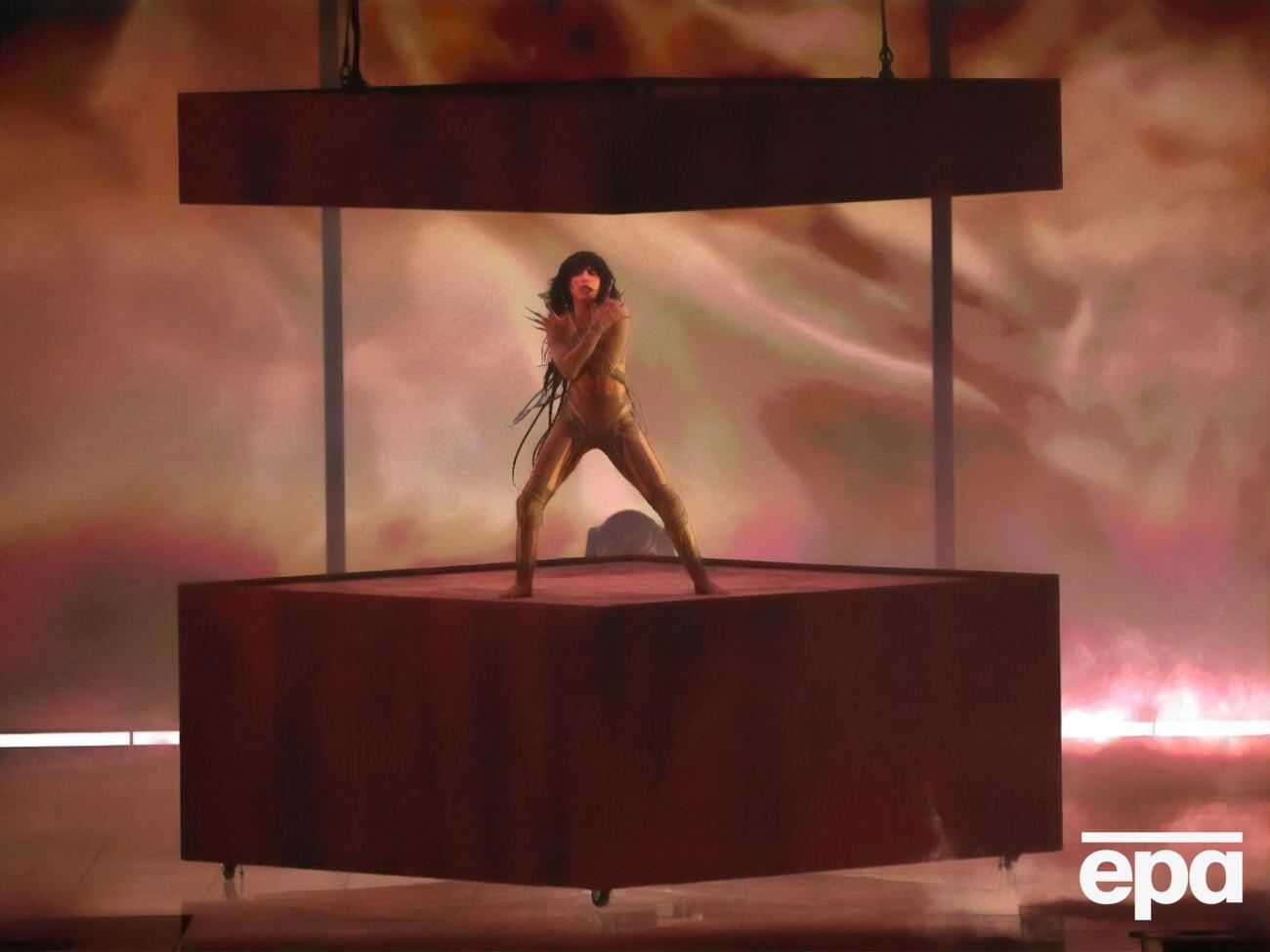 Loreen получила 340 баллов от профессионального жюри и 243 балла от зрителей, набрав в сумме максимальные 583 балла