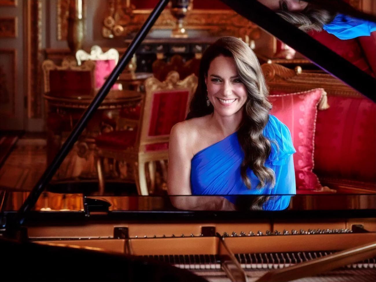 Принцеса Уельська зіграла у Букінгемському палаці на роялі фрагмент пісні Stefania, із якою Kalush Orchestra переміг на "Євробаченні 2022"