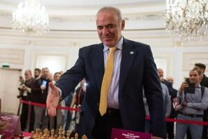 У росіян немає права критикувати українців, доки російський фашизм лютує на українській землі! І за нашого життя це право може і не з'явитися