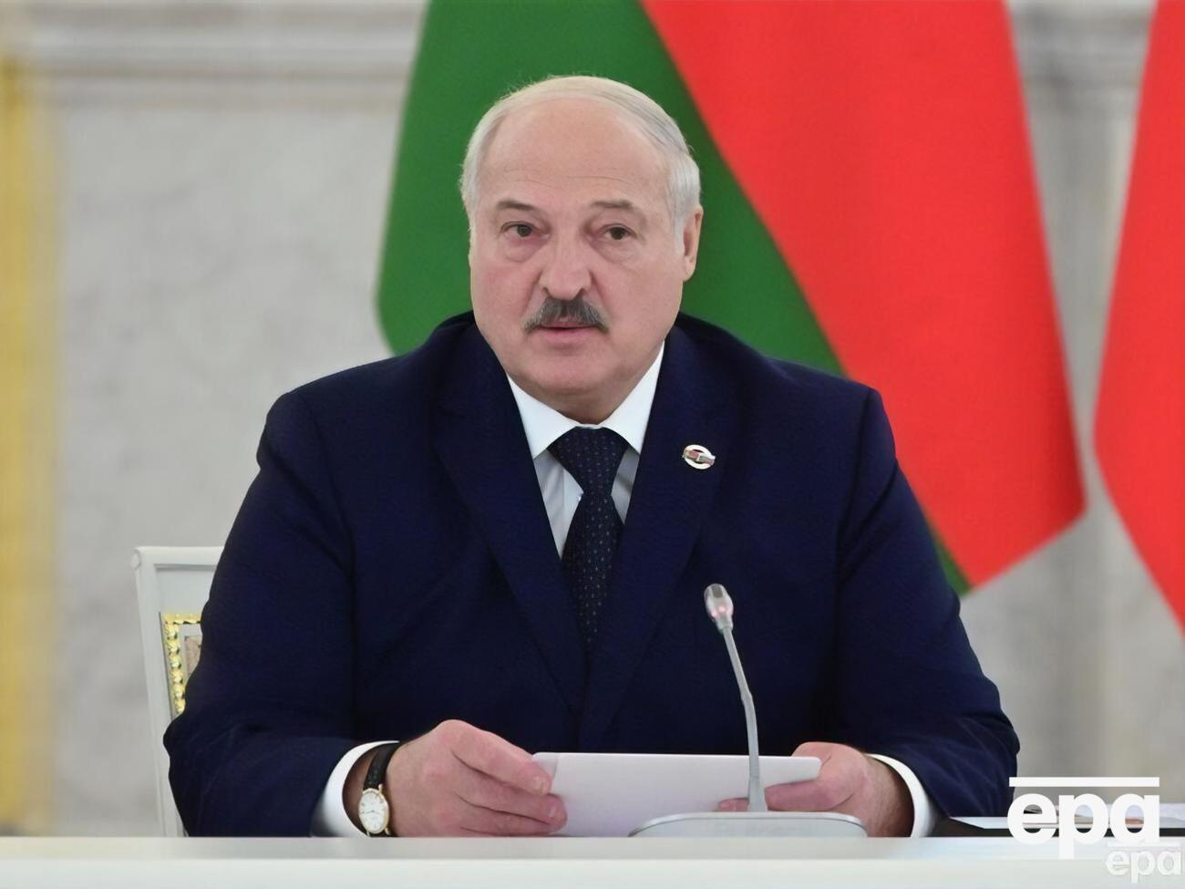 Про стан Лукашенка його пресслужба нічого не повідомляє