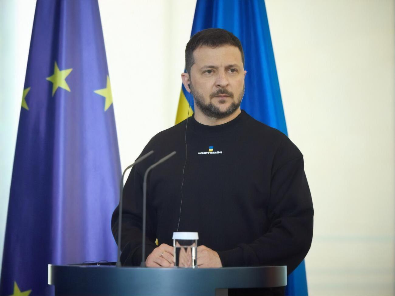 Зеленский: Мы не атакуем российскую территорию, мы освобождаем нашу законную землю