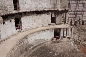 Андрющенко зазначив, що росіяни перестали проводити роботи у будівлі