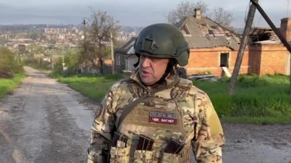 О том, что Пригожин предлагал Украине данные о позициях войск РФ, если украинское командование выведет своих солдат из окрестностей Бахмута, СМИ написали 14 мая