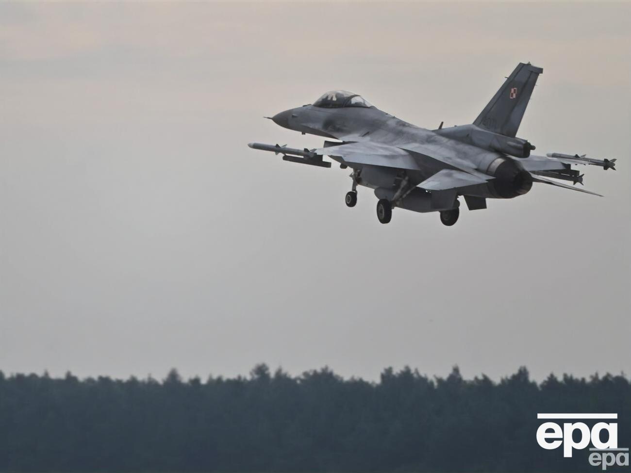 Українські пілоти вже навчаються на американських винищувачах, повідомив речник британського прем'єра