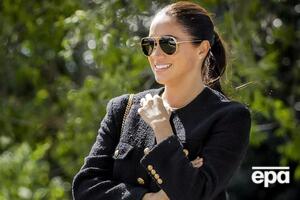 Жена принца Гарри вместе с мужем и двумя детьми живет в США