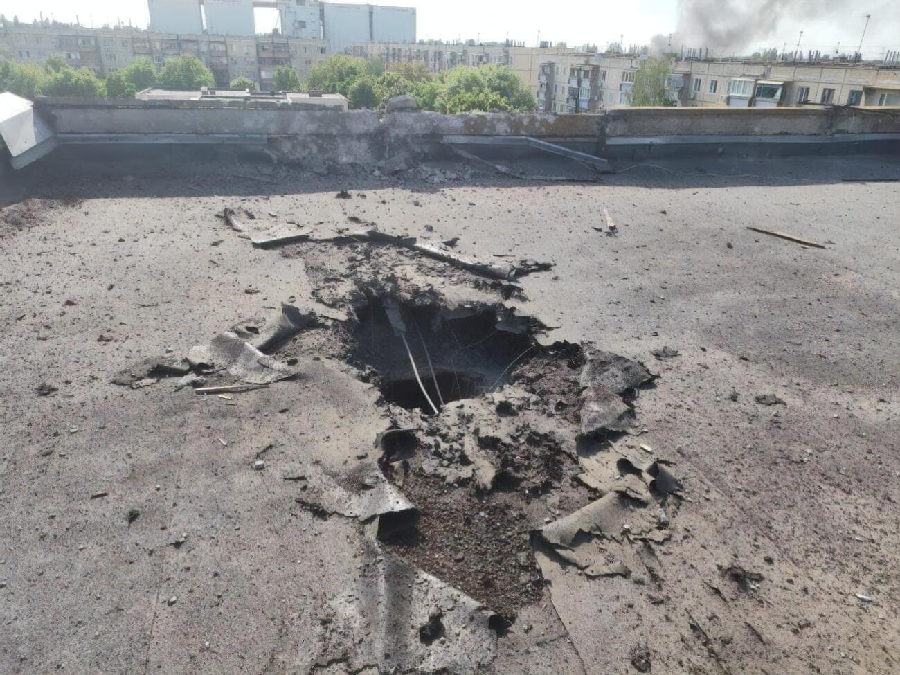 Внаслідок російського обстрілу Нікопольського району пошкоджено 14 багатоповерхівок, зазначив Лукашук