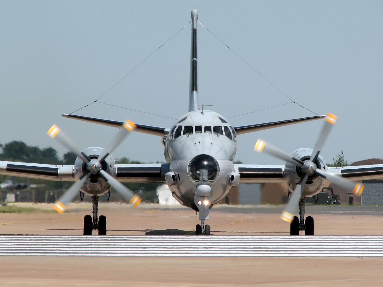Во Франции заявили, что их самолет сближался профессионально и контролируемо