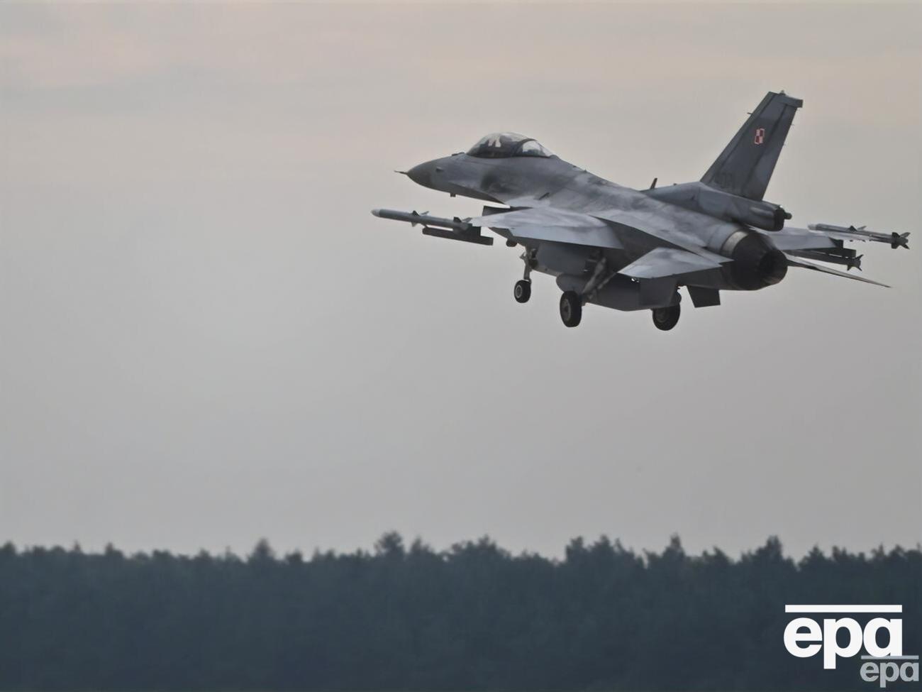 Потребность Украины в современных самолетах выросла после того, как российские ВВС в марте начали использовать управляемые авиационные бомбы &ndash; МО