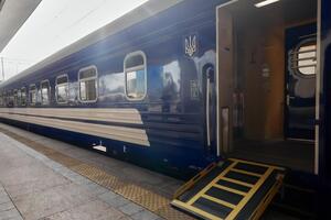 Поезда из-за обстрела следовали по измененному графику