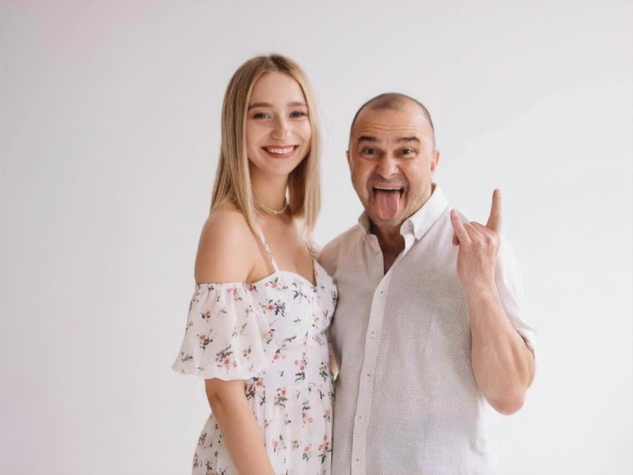 Павлік 16 травня заявив, що дуже шкодує про публікацію його дружиною скандального ролика