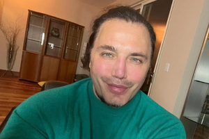 Солнцев: Что бы Симоньян ни дристала по стенам в адрес Пугачевой, людям не заходит