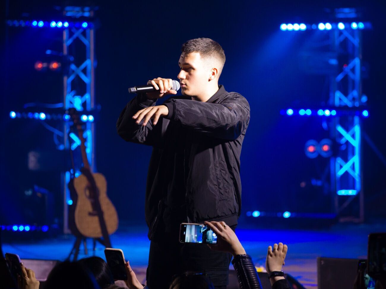 YakTak: Якщо дівчатам відгукуються мої пісні, я щасливий