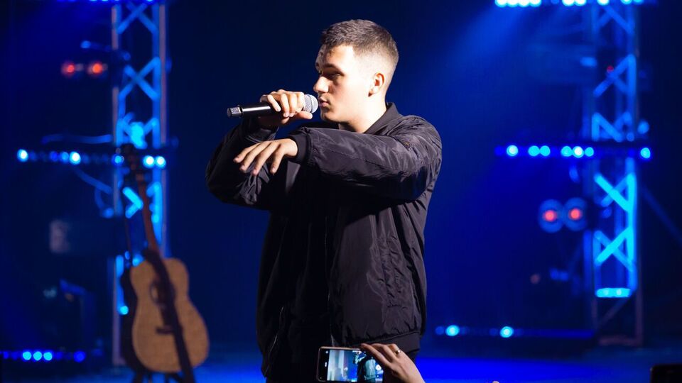 YakTak: Якщо дівчатам відгукуються мої пісні, я щасливий