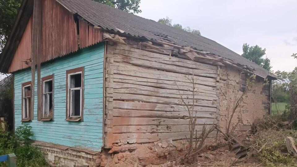 Оккупанты ежедневно стреляют по мирному населению из различных видов вооружения и уничтожают гражданские объекты в Украине, отметили в Минобороны