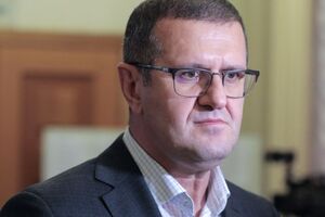 Муса Магомедов: Давайте посмотрим, к чему привел экспорт лома: к временной остановке некоторых предприятий, недополучению средств в бюджет и криминальным схемам