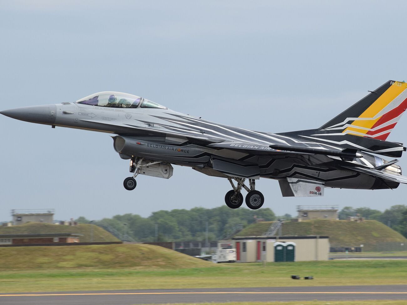 На озброєнні Бельгії є приблизно 50 винищувачів F-16
