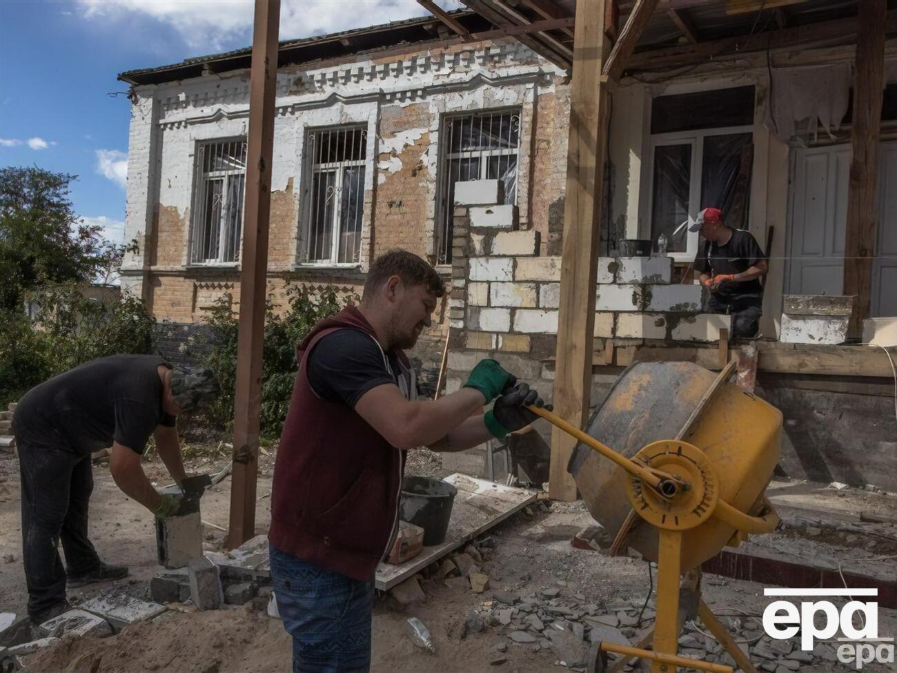 Заявки на отримання виплат з "єВідновлення" подало понад 10 тис. українців