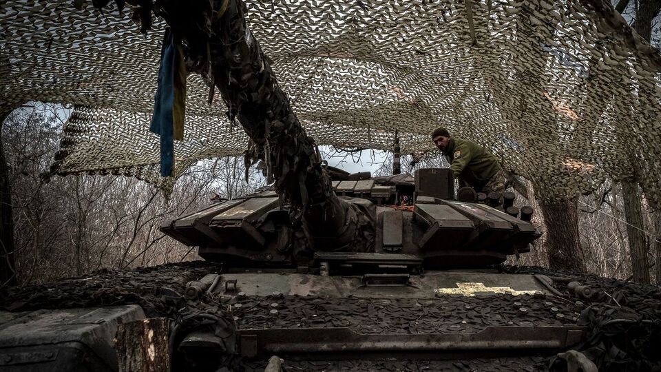 Подразделения ракетных войск и артиллерии ВСУ поразили один пункт управления оккупантов