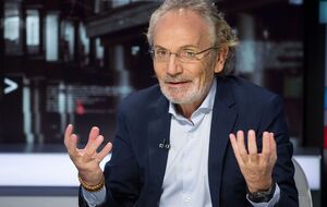 Россия движется к нацизму, считает Шустер