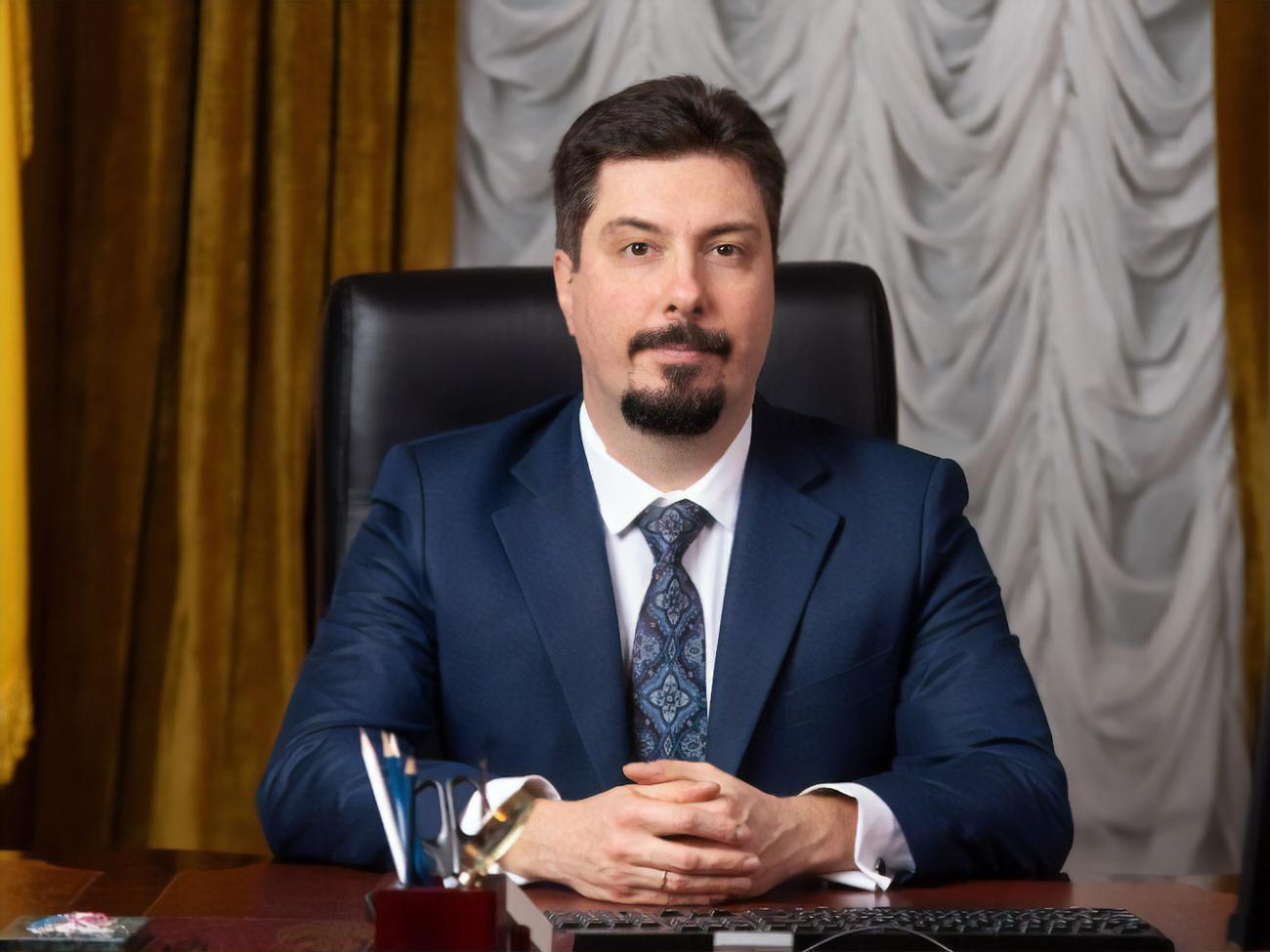 За даними ЗМІ, слідство вважає Князєва організатором групи, яка намагалася впливати на судову владу України