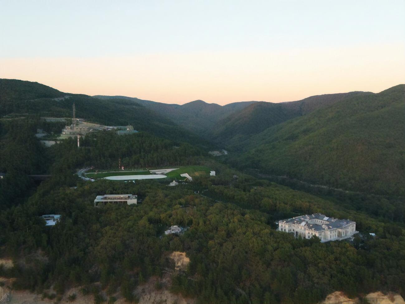 В украинской разведке прокомментировали появление в СМИ данных о подземном тоннеле во дворце Путина