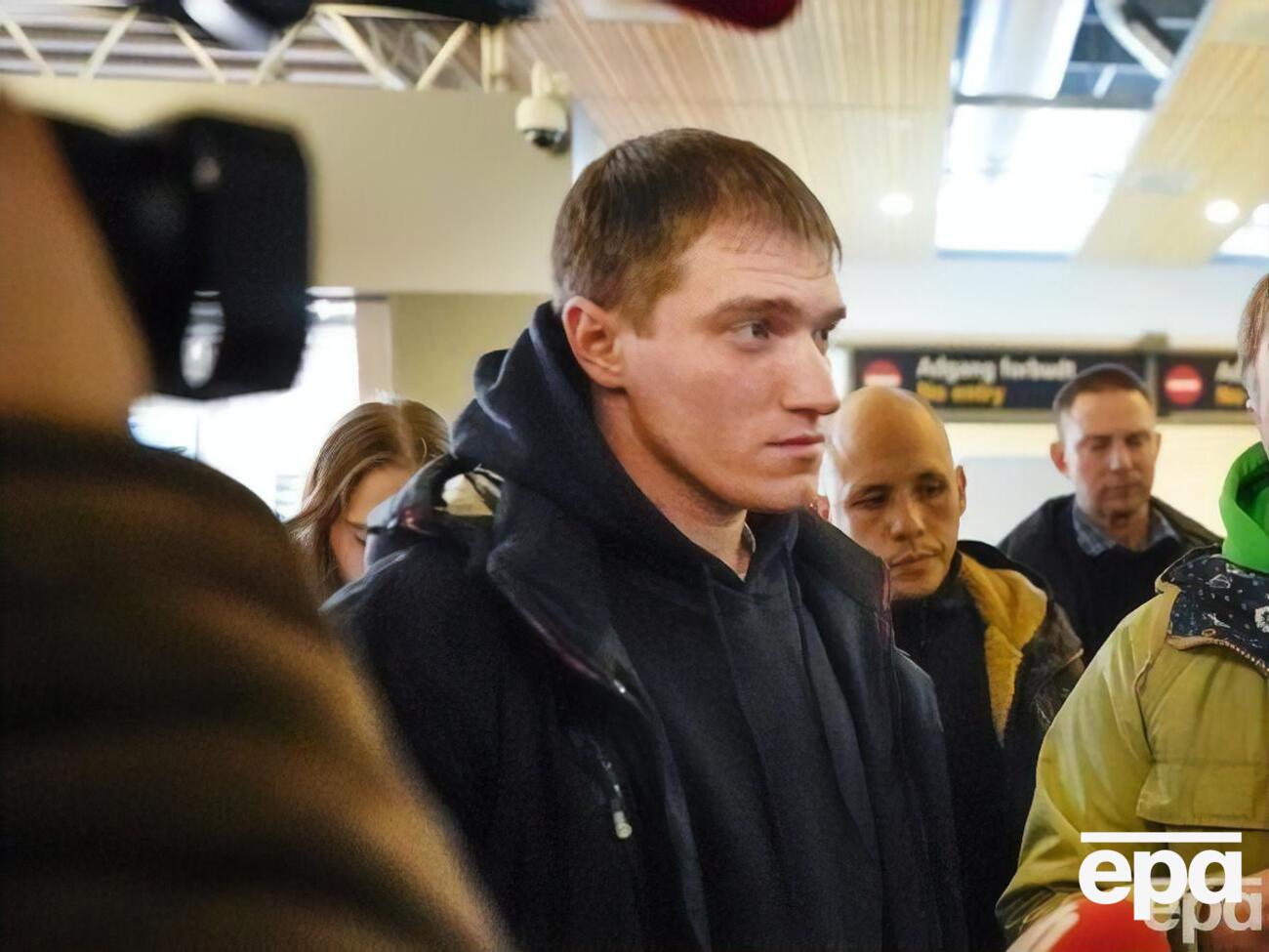 Медведев не исключает, что в России ему может быть опасно находиться