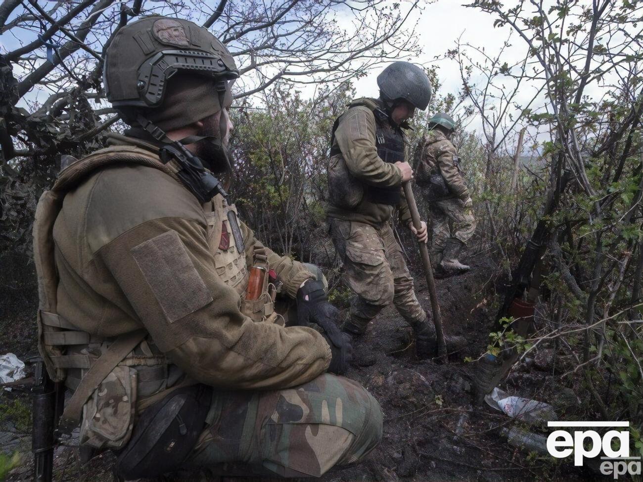 Силы обороны в Бахмуте выигрывают время "для определенных запланированных действий"